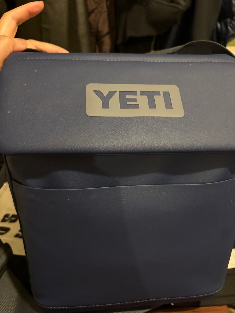 Yeti Daytrip 6L Lunch Bag - Navy Blue - Picture 6 of 15